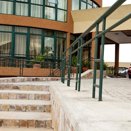 Gorillas Golf Hotel Kigali Exterior photo