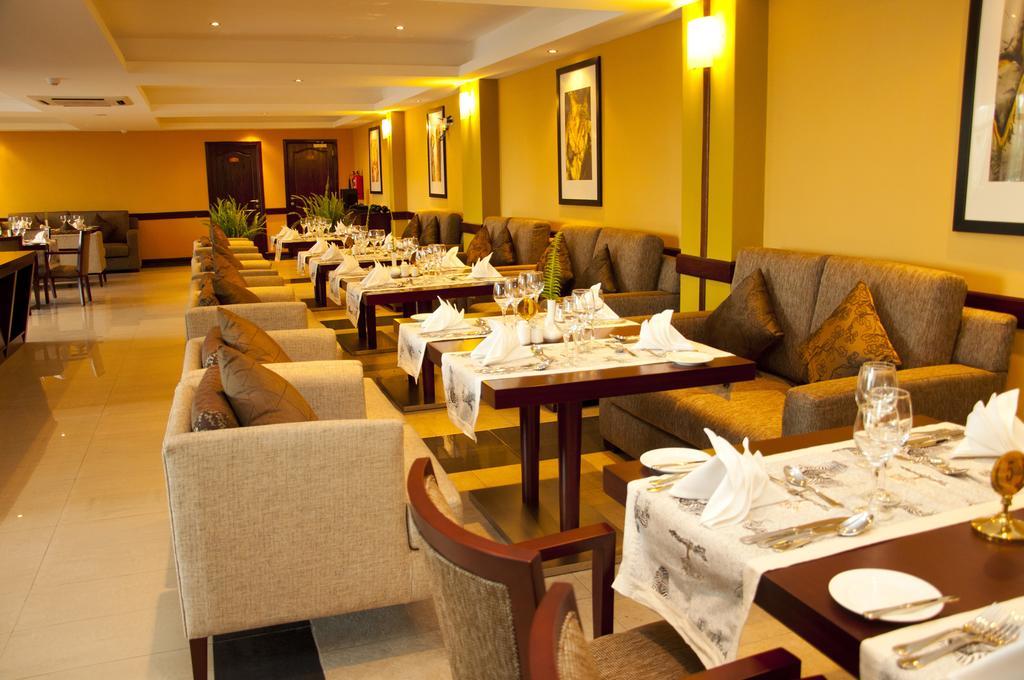 Gorillas Golf Hotel Kigali Exterior photo