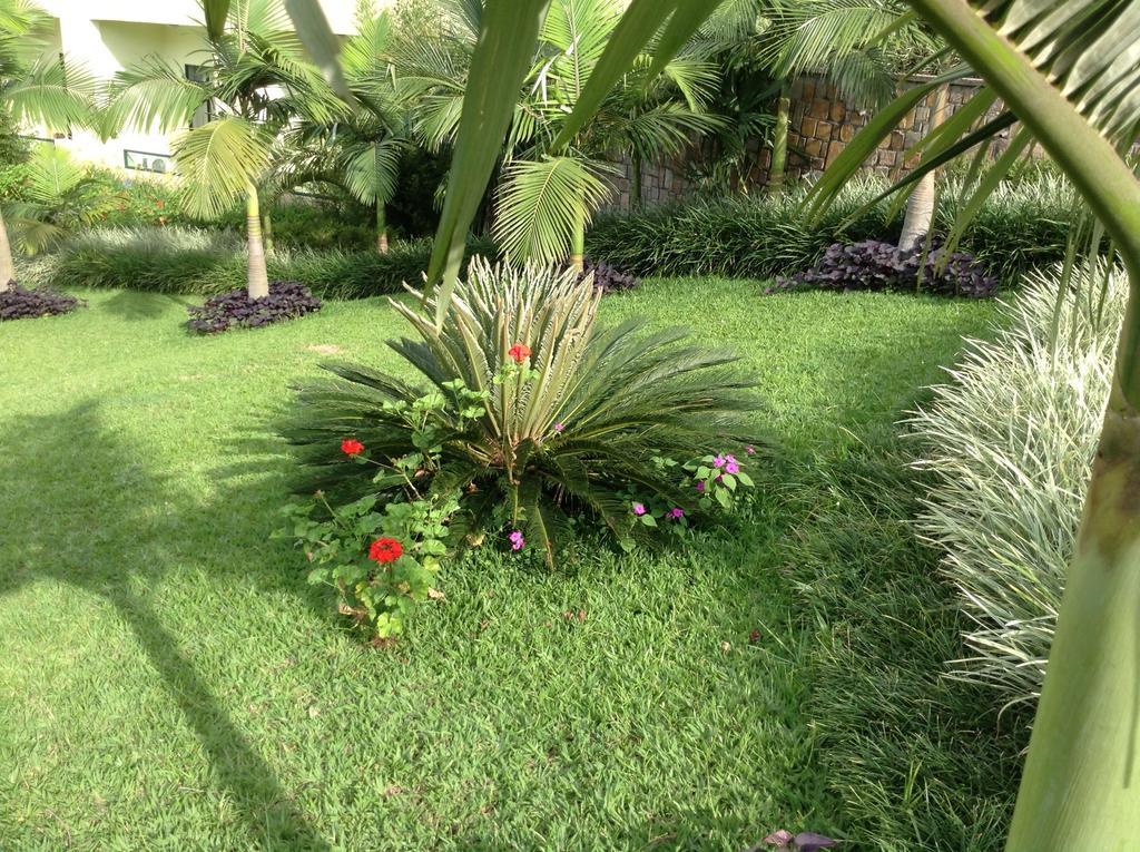Gorillas Golf Hotel Kigali Exterior photo