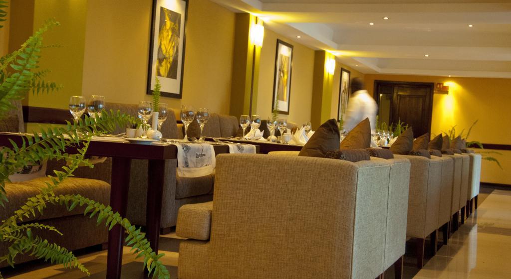 Gorillas Golf Hotel Kigali Exterior photo