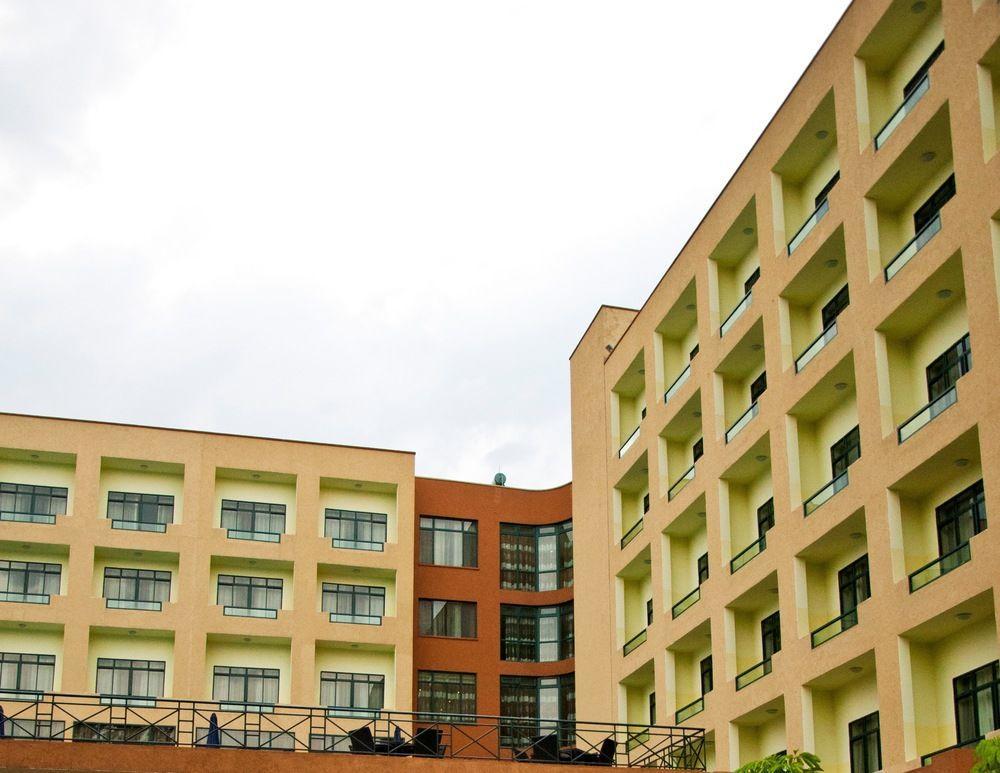 Gorillas Golf Hotel Kigali Exterior photo