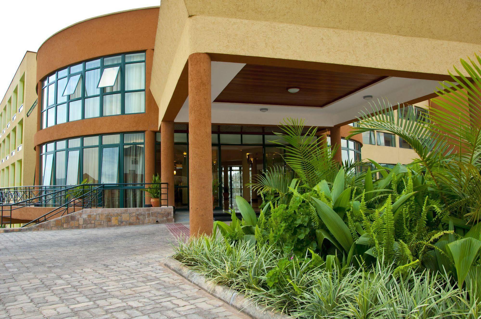 Gorillas Golf Hotel Kigali Exterior photo