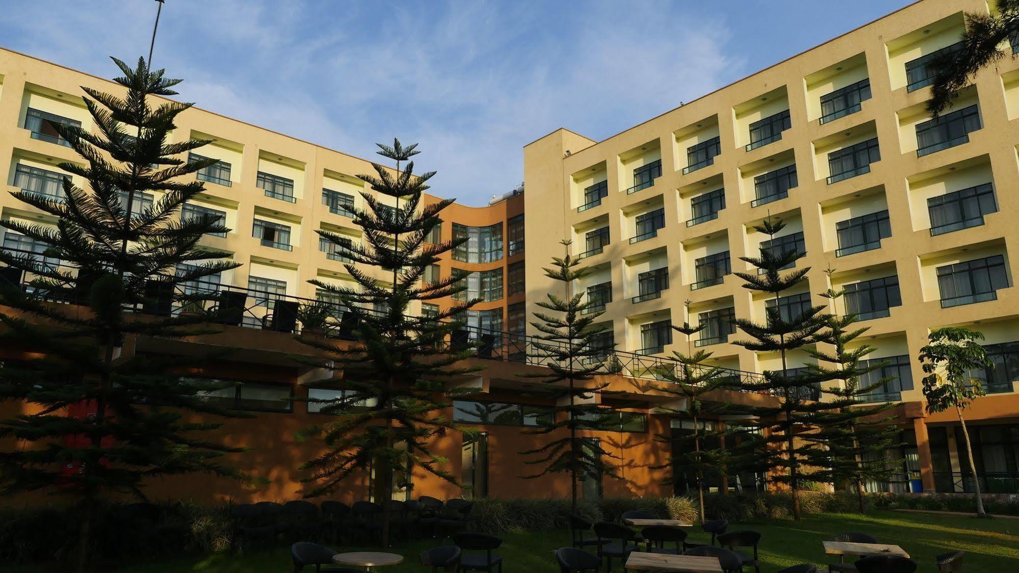 Gorillas Golf Hotel Kigali Exterior photo