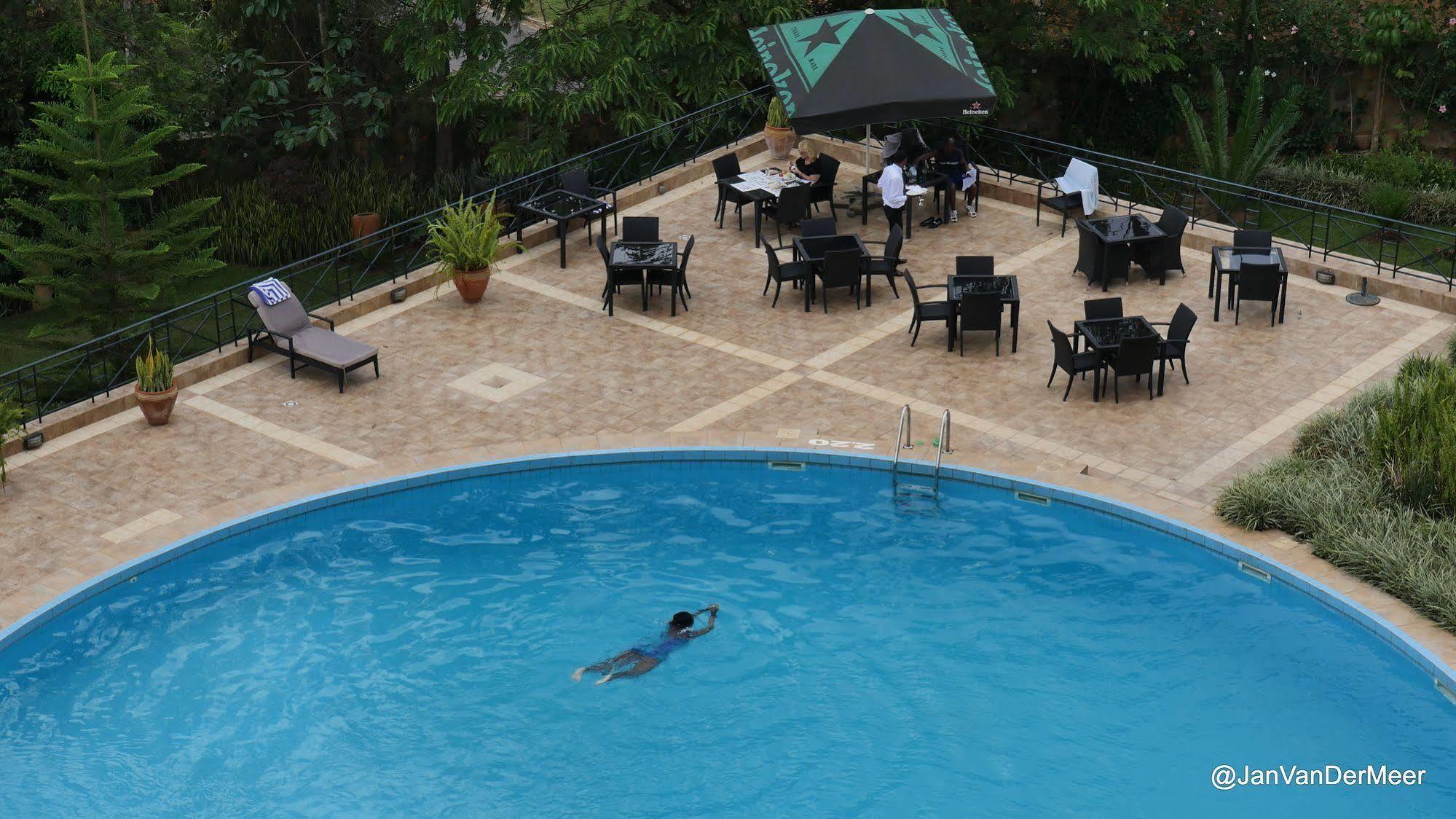 Gorillas Golf Hotel Kigali Exterior photo
