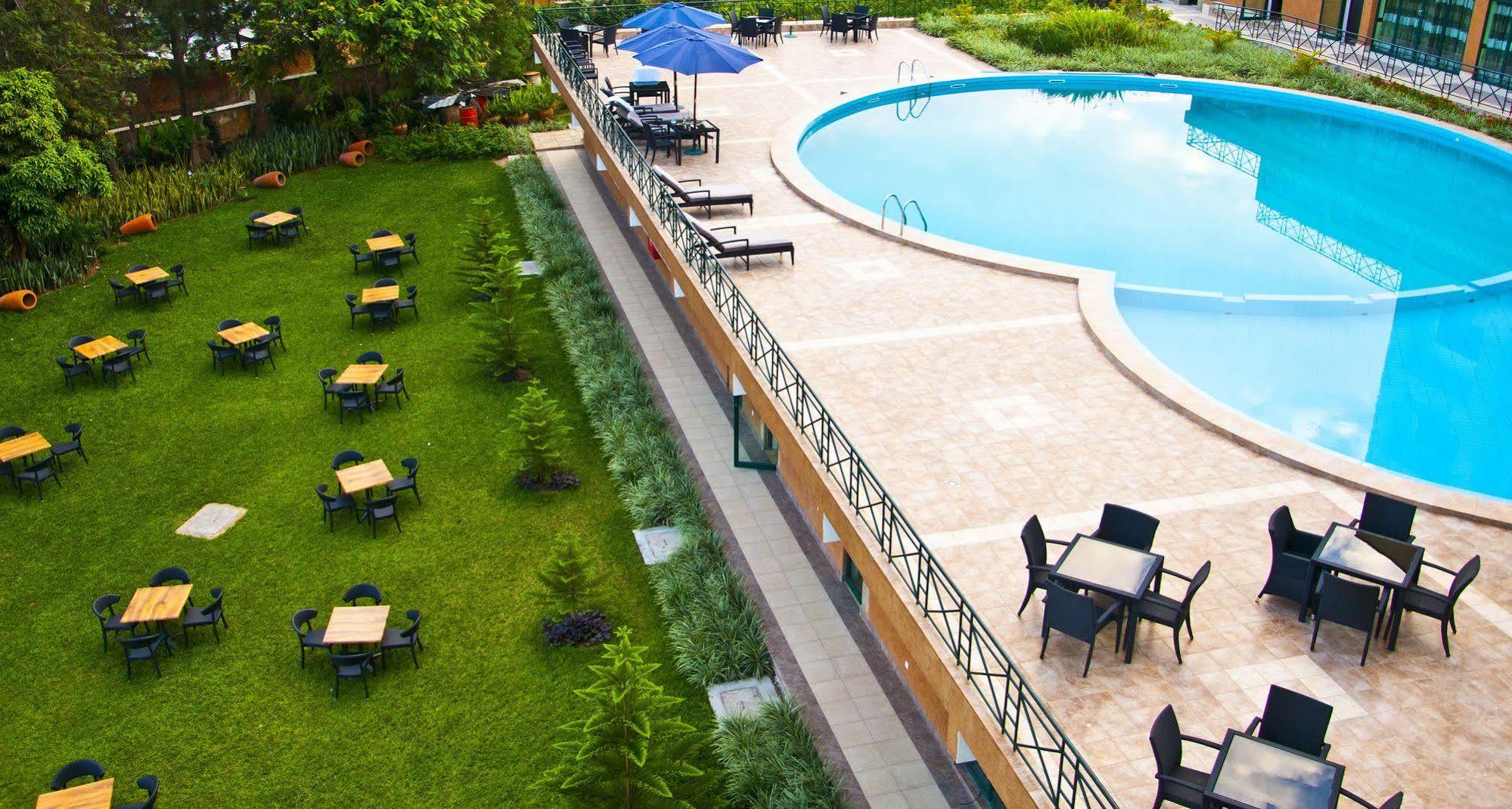 Gorillas Golf Hotel Kigali Exterior photo