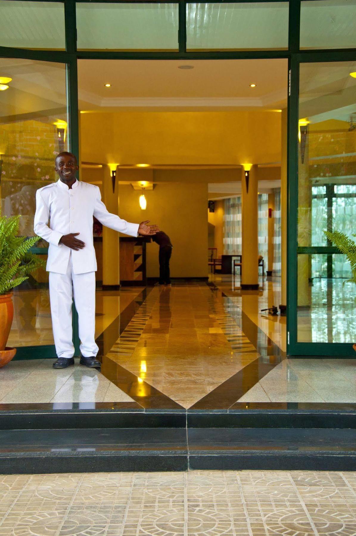 Gorillas Golf Hotel Kigali Exterior photo
